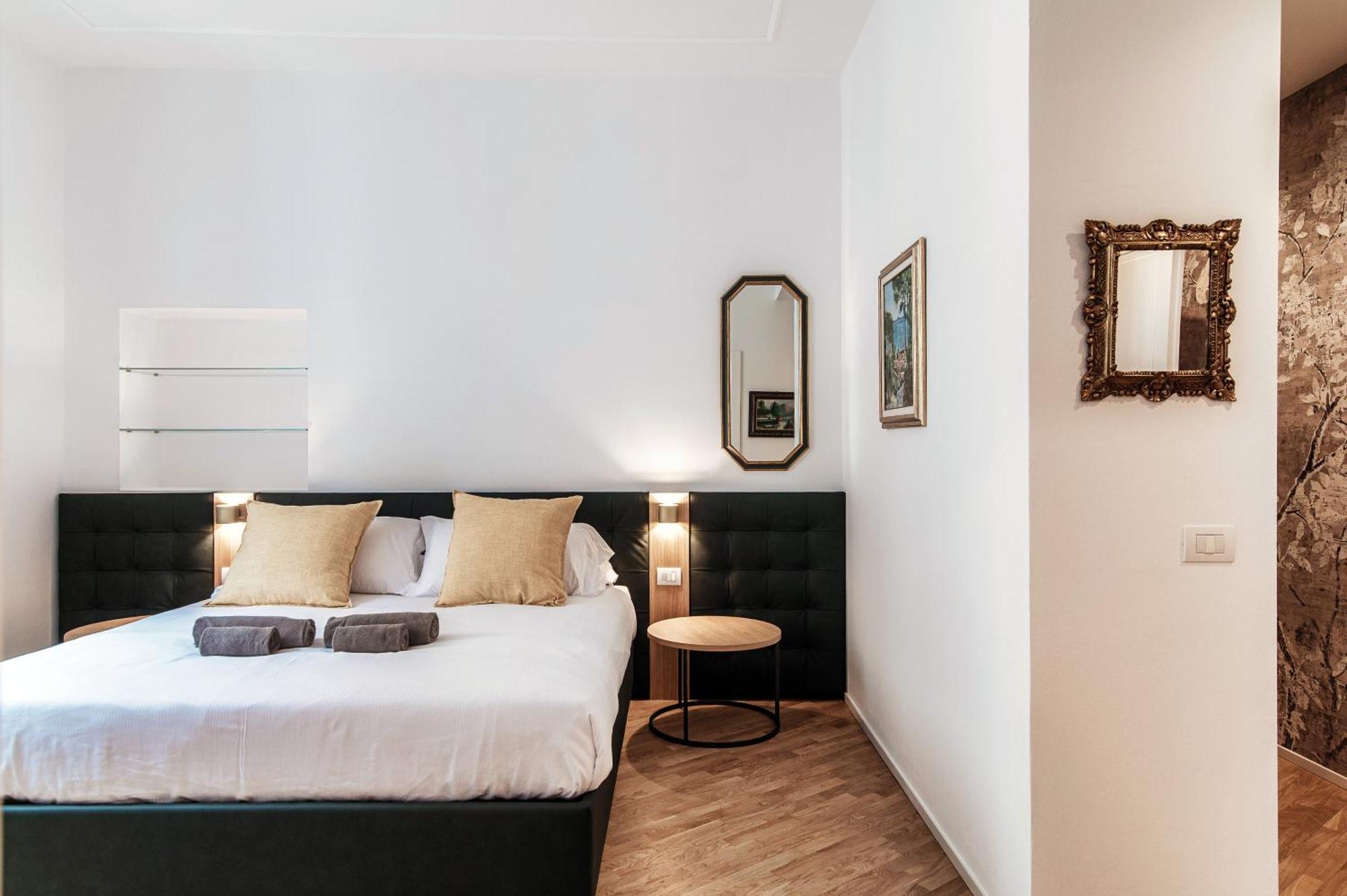Guesthouse Lake'S Vibes - The House Of Travelers Como Eksteriør bilde